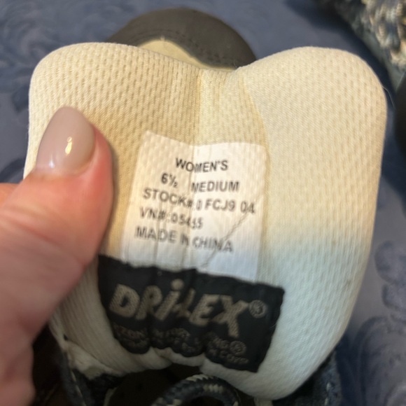 LL Bean women's hiking boots tan gray Dri-Lex size 6.5 medium - Picture 6 of 6